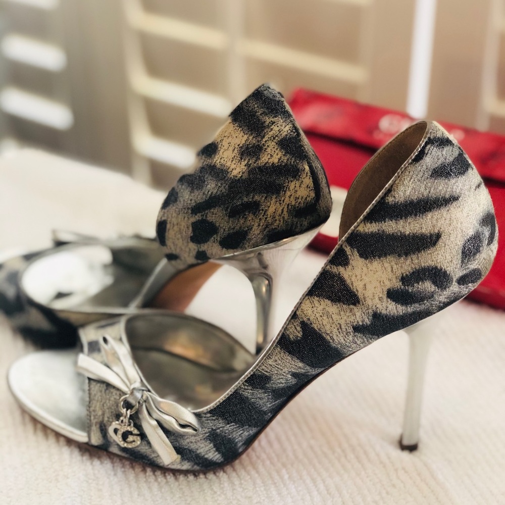 GUESS by Marciano Gwenthuse Stilettos, open toe